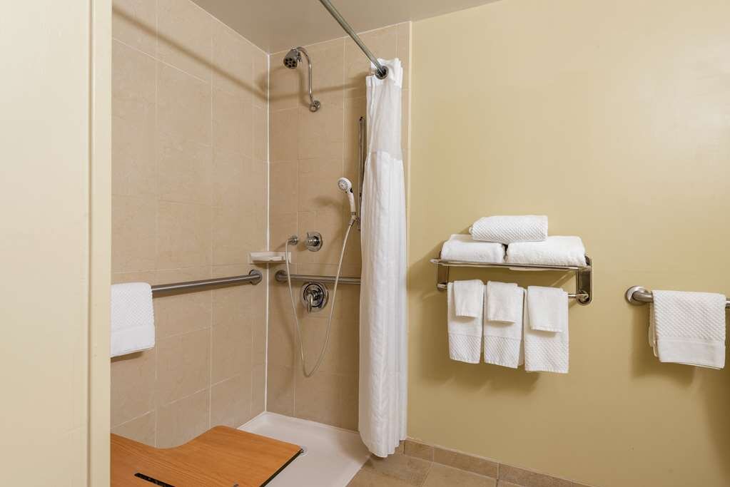 Hotel photo 18 of DoubleTree by Hilton Hotel Grand Rapids Airport.