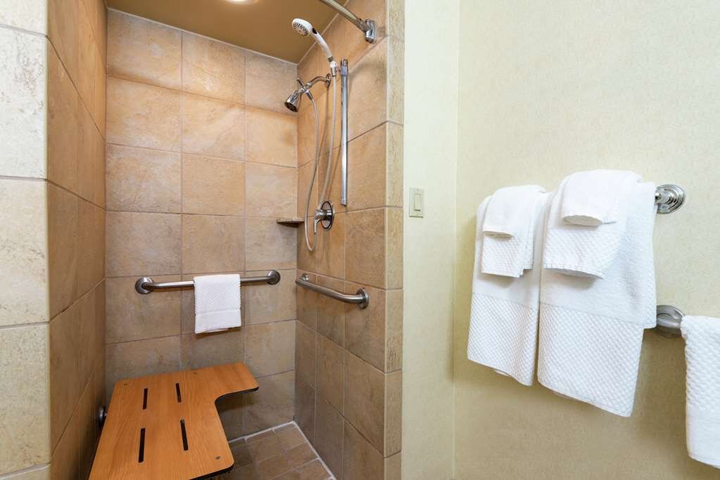 Hotel photo 26 of DoubleTree by Hilton Hotel Grand Rapids Airport.