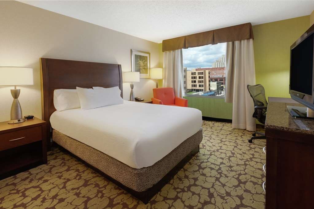 Hotel photo 20 of Hilton Garden Inn Pittsburgh University Place.