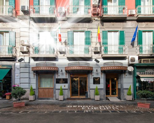 27++ Hotels in naples italy near train station