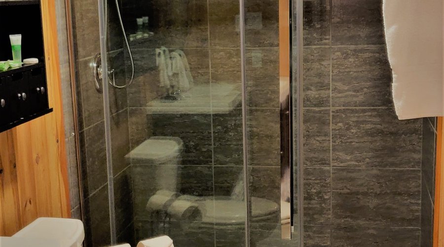 Jacuzzi Lighthouse Suite Bathroom