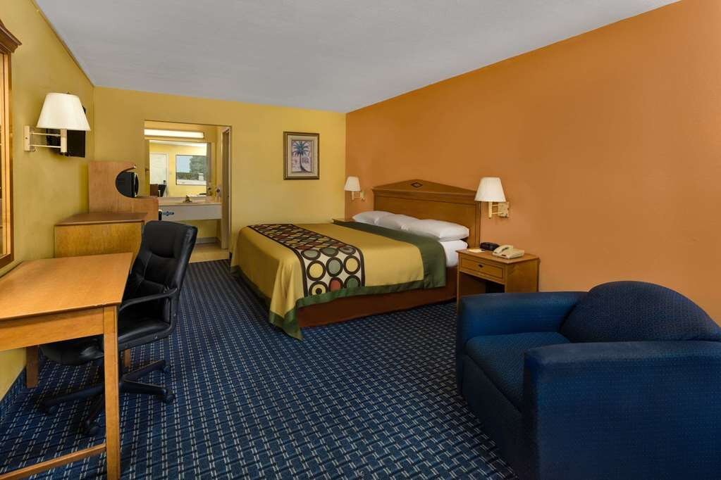 SUPER 8 BY WYNDHAM BREAUX BRIDGE - Updated 2024 Prices & Hotel Reviews (LA)