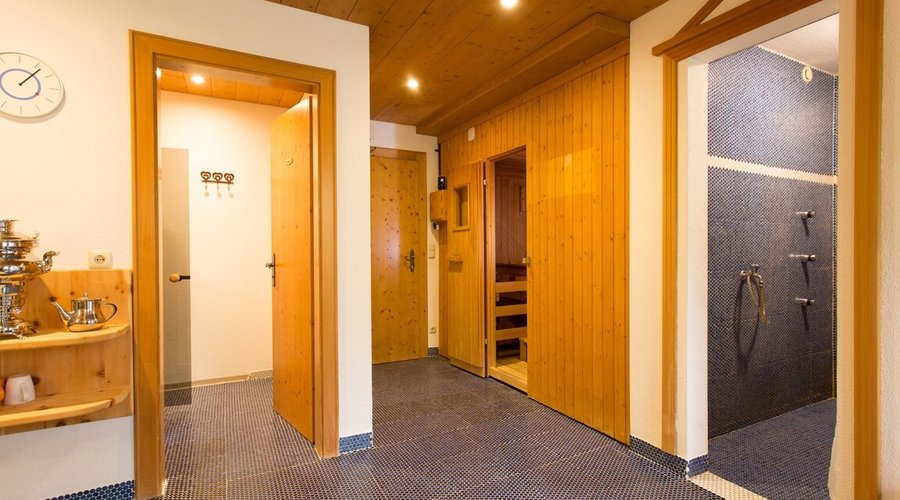 APARTHOTEL ALPIN LIFE - Updated 2025 Prices & Hotel Reviews (Austria/St. Anton am Arlberg) APARTHOTEL ALPIN LIFE - Updated 2025... 
