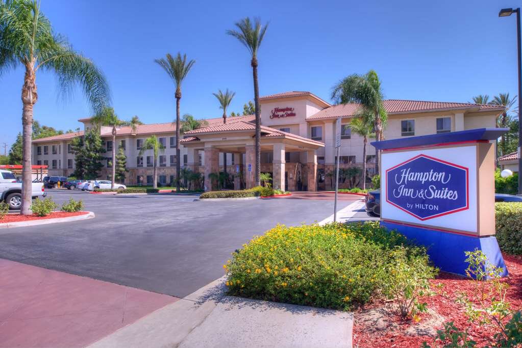 HAMPTON INN SUITES ONTARIO 126 1 4 9 Updated 2022 Prices   Exterior 