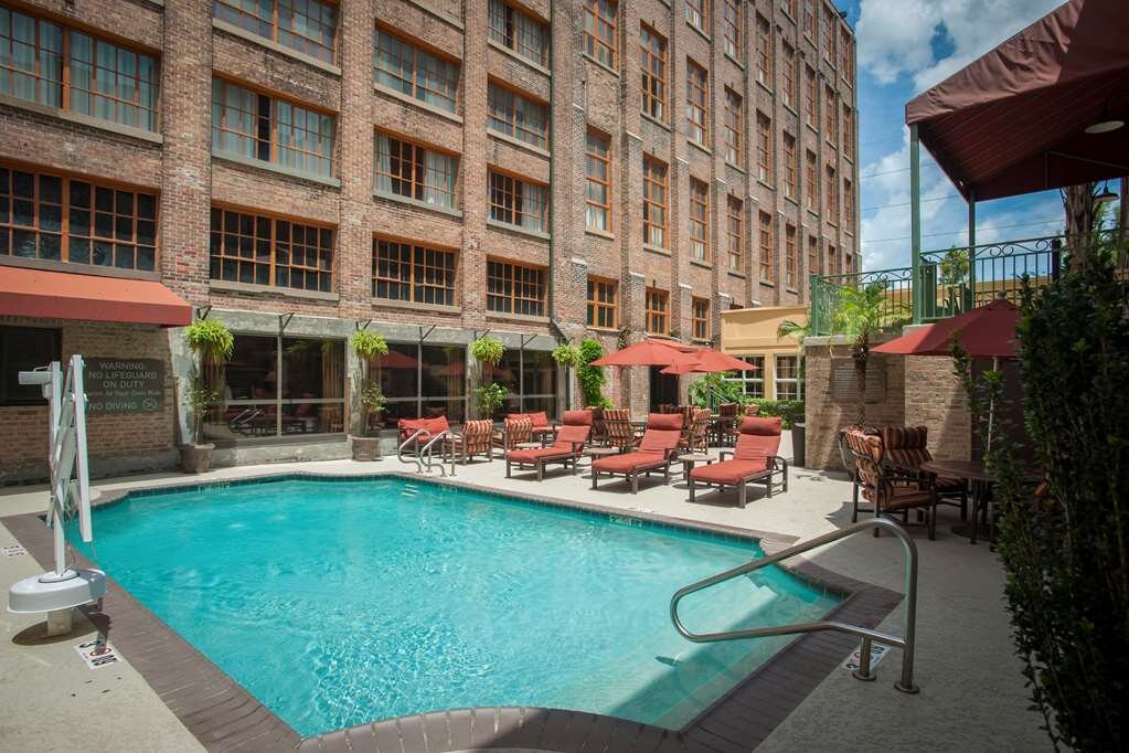 Hotel photo 90 of Hampton Inn & Suites New Orleans-Convention Center.