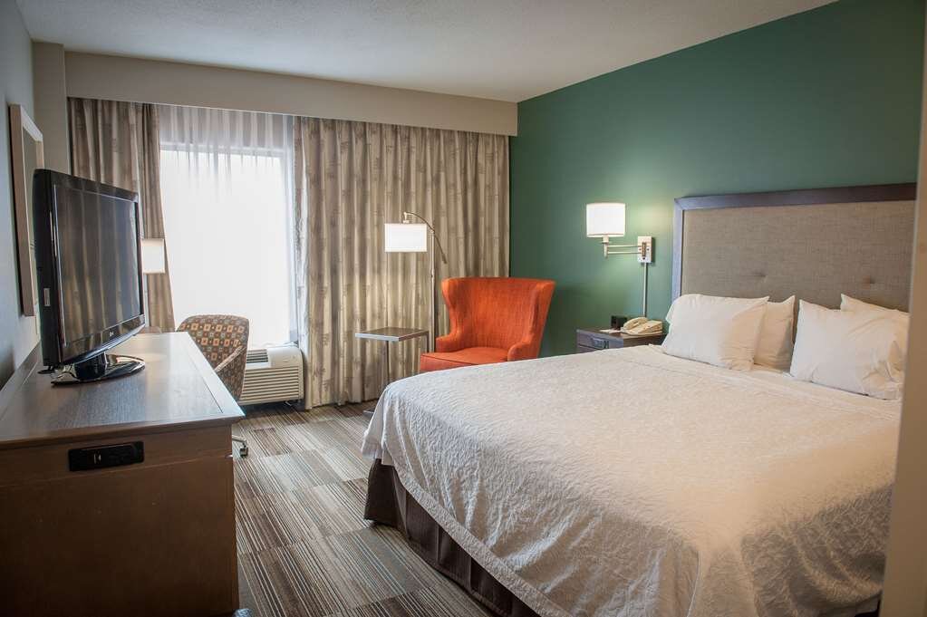 Hotel photo 37 of Hampton Inn & Suites New Orleans-Convention Center.