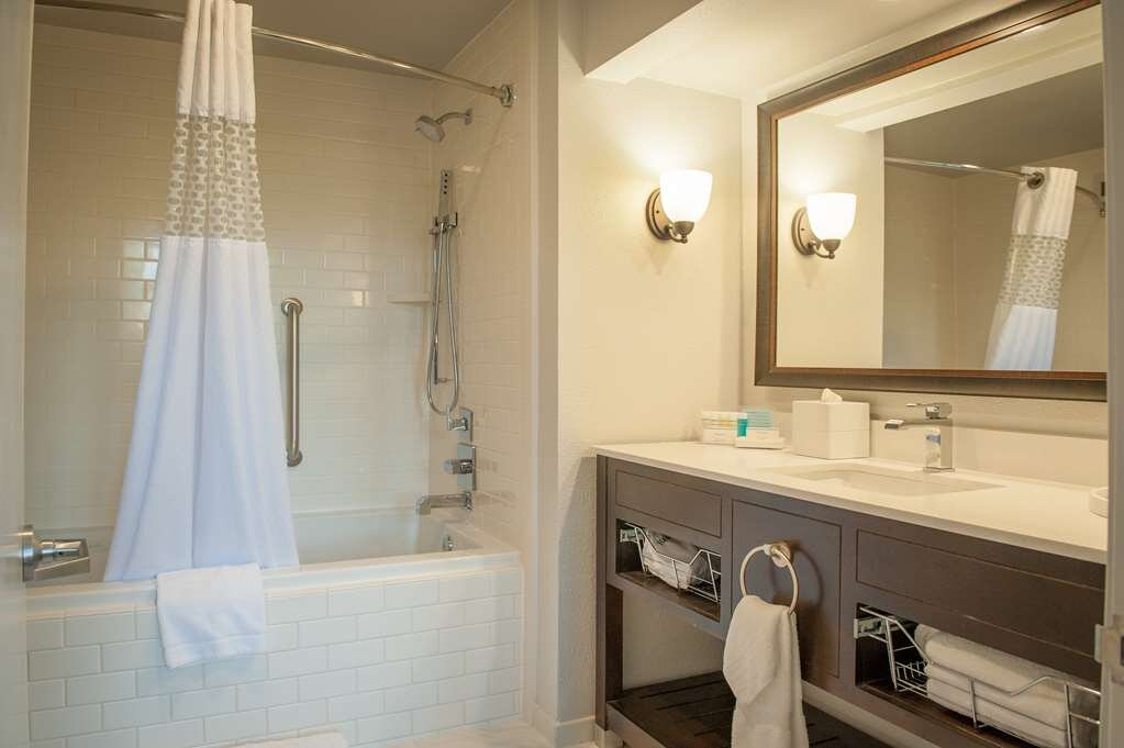 Hotel photo 39 of Hampton Inn & Suites New Orleans-Convention Center.