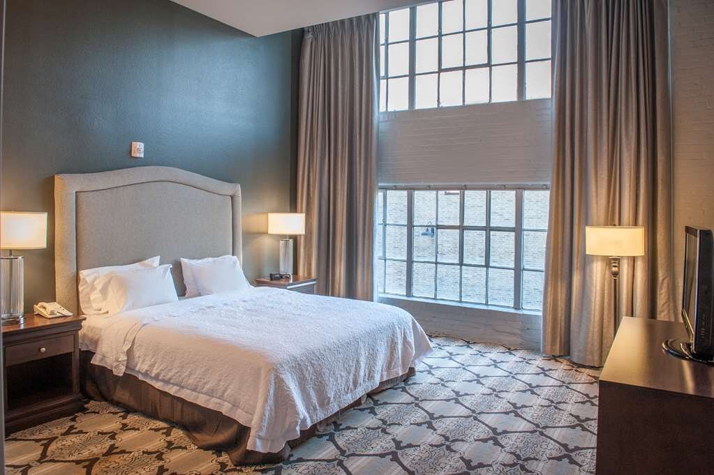 Hotel photo 99 of Hampton Inn & Suites New Orleans-Convention Center.
