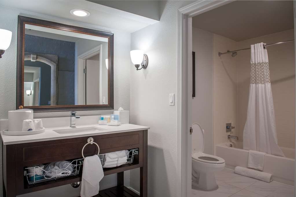 Hotel photo 19 of Hampton Inn & Suites New Orleans-Convention Center.