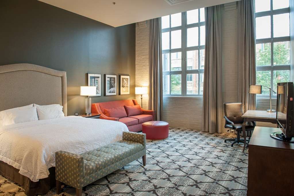 Hotel photo 56 of Hampton Inn & Suites New Orleans-Convention Center.