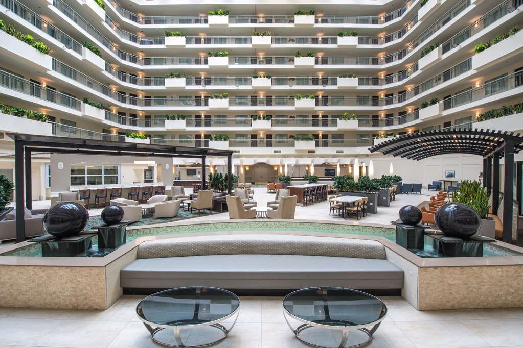 EMBASSY SUITES BY HILTON SEATTLE TACOMA INTERNATIONAL AIRPORT 105   Lobby 