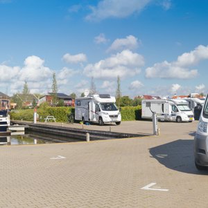 Camperplaats Leeuwarden en Jachthaven Leeuwarden