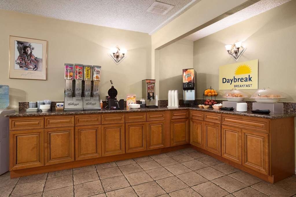Hotel photo 17 of Days Inn by Wyndham Santa Fe New Mexico.