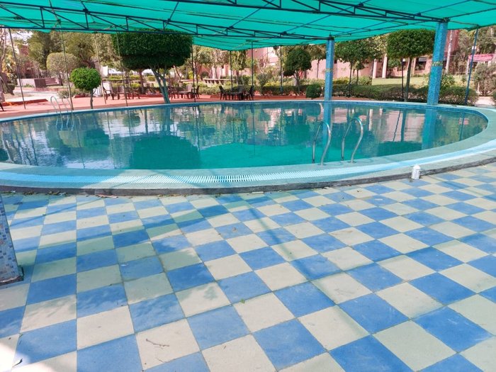 Sunrise Resort Jaipur Pool: Pictures & Reviews - Tripadvisor