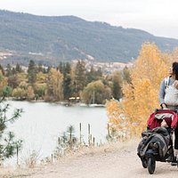 ORT journey takes you along the beautiful shores of Kalamalka or Wood Lake in the northern section.