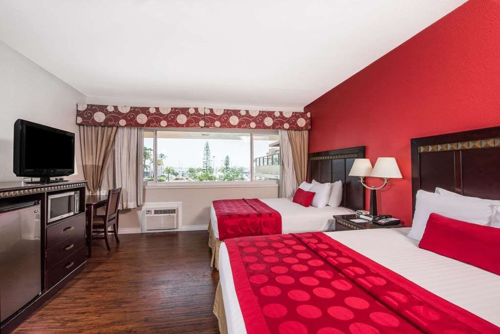 Hotel photo 16 of Ramada by Wyndham San Diego Airport.