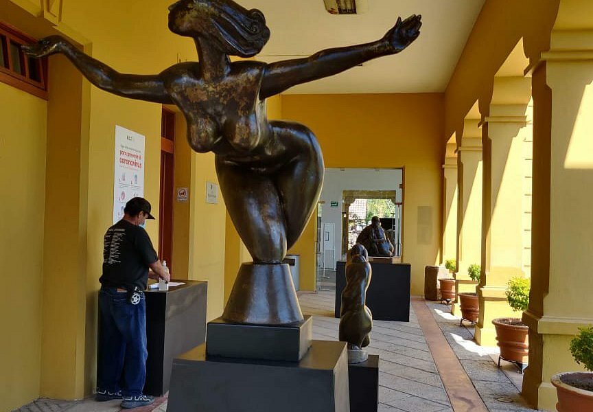 Centro Cultural González Gallo image