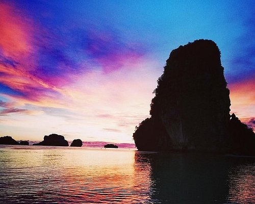 Railay Beach, Thailand: Sunrise & Sunset Perfection ~ LillaGreen