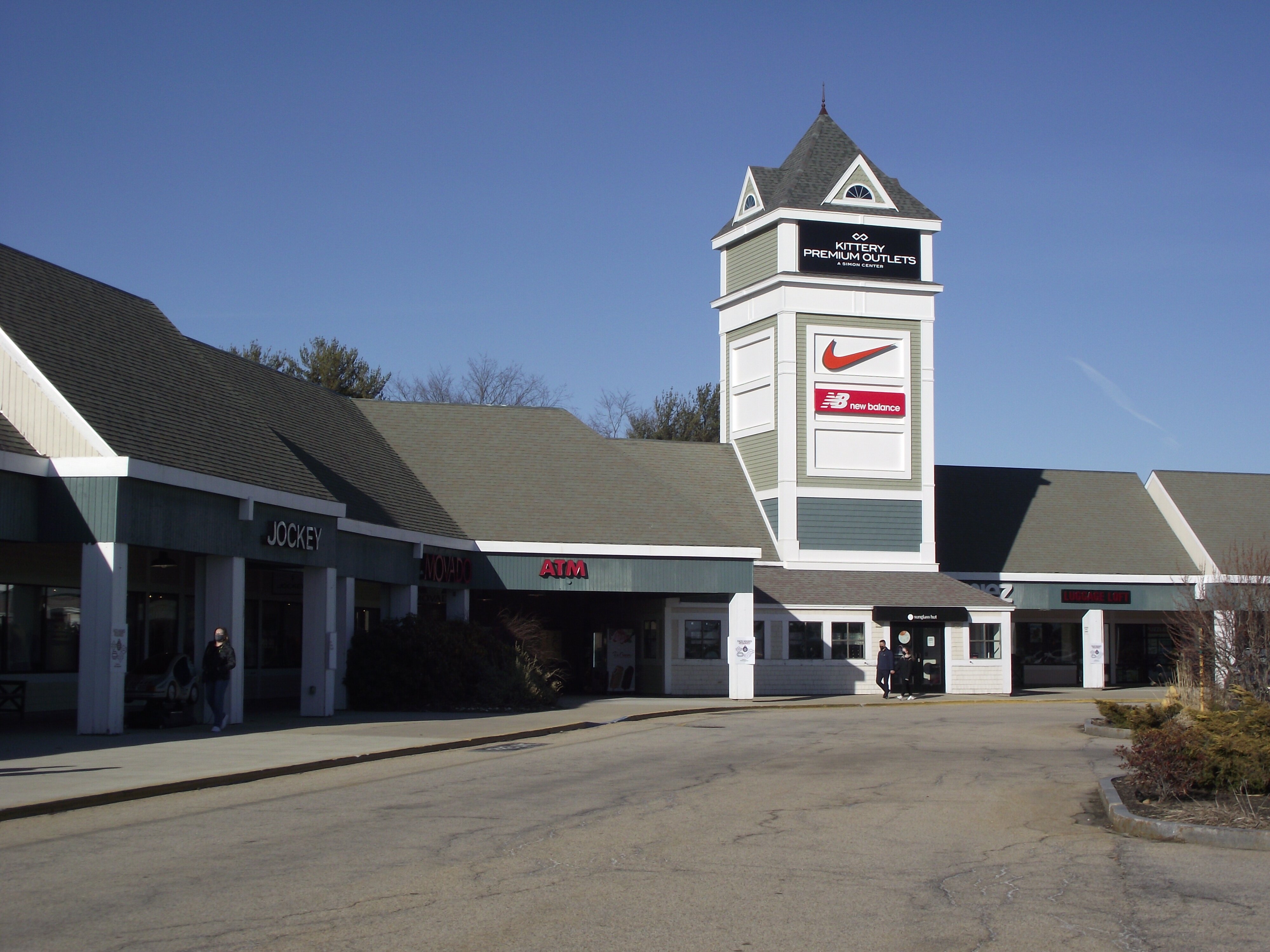 Fall Further in Love with JOCKEY® at Kittery Premium Outlets® - A