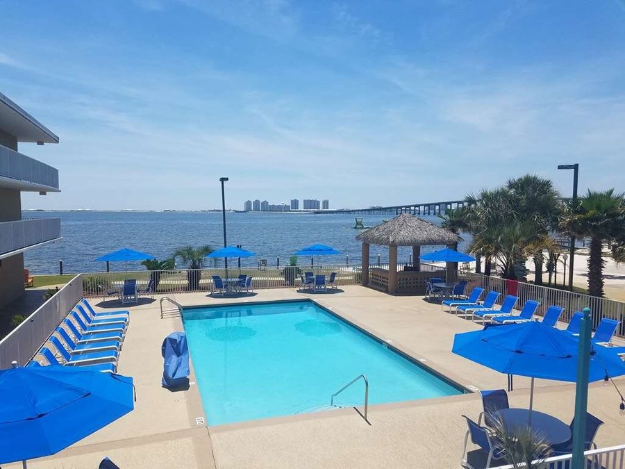 BEST WESTERN NAVARRE WATERFRONT 90 (̶1̶1̶0̶) Updated 2021 Prices