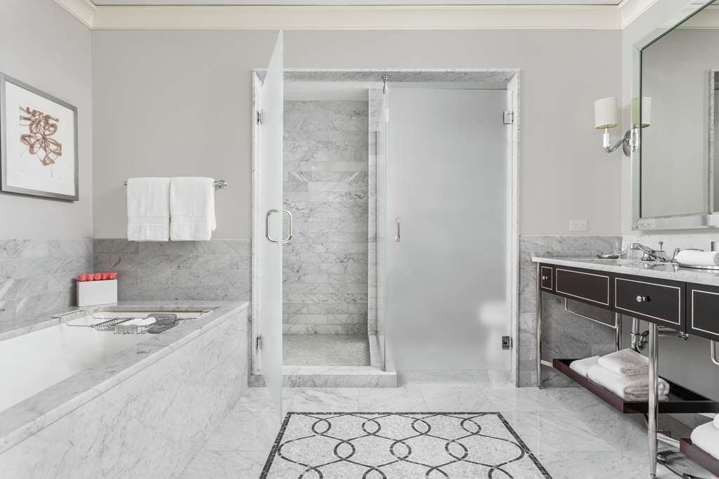Hotel photo 58 of Waldorf Astoria Chicago.