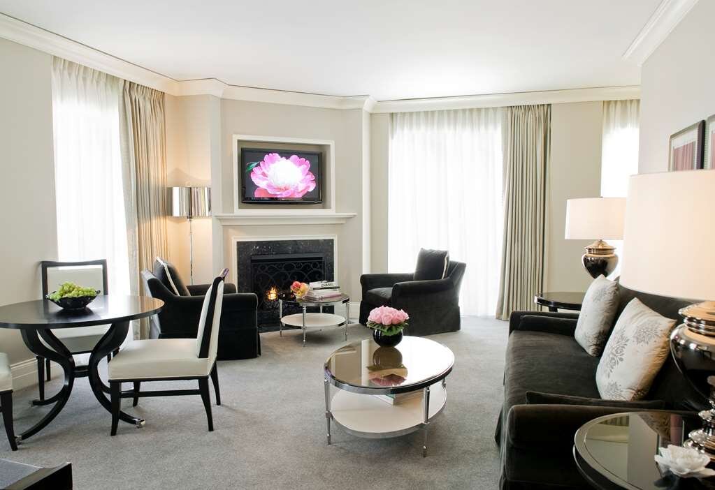 Hotel photo 98 of Waldorf Astoria Chicago.