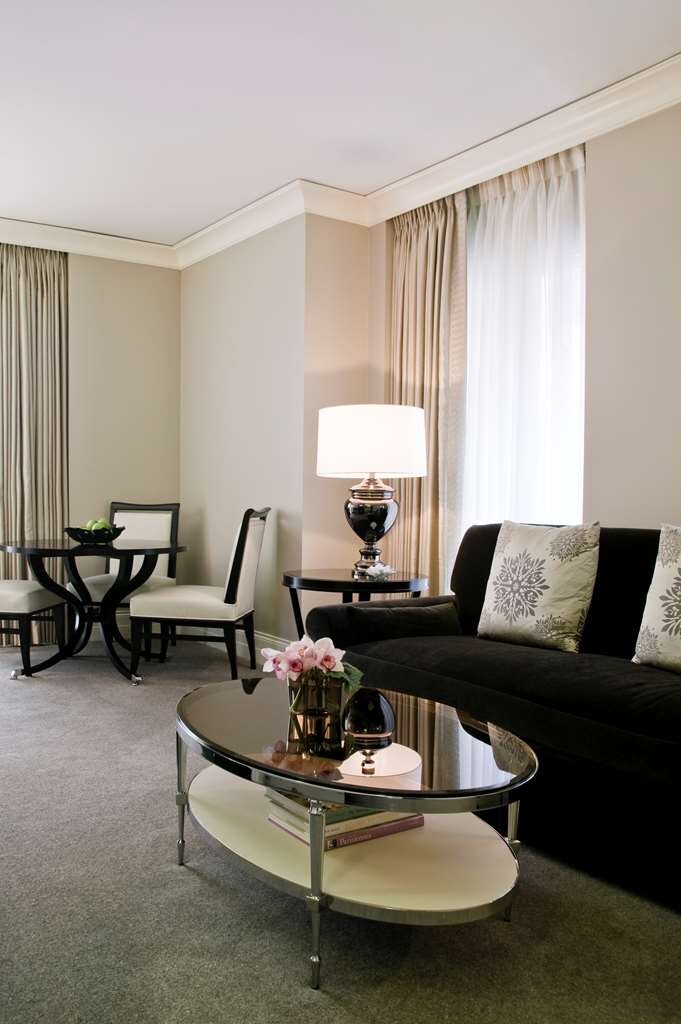 Hotel photo 68 of Waldorf Astoria Chicago.