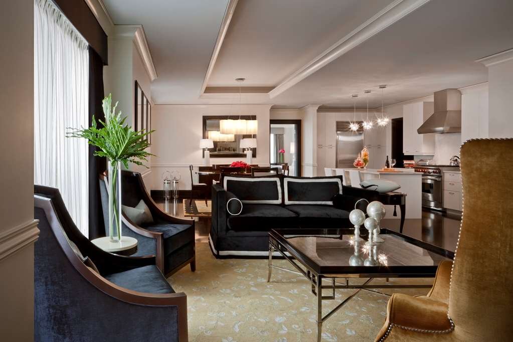 Hotel photo 21 of Waldorf Astoria Chicago.