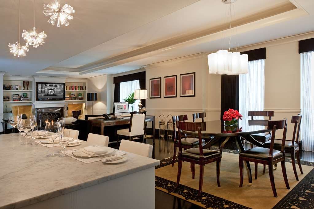 Hotel photo 89 of Waldorf Astoria Chicago.