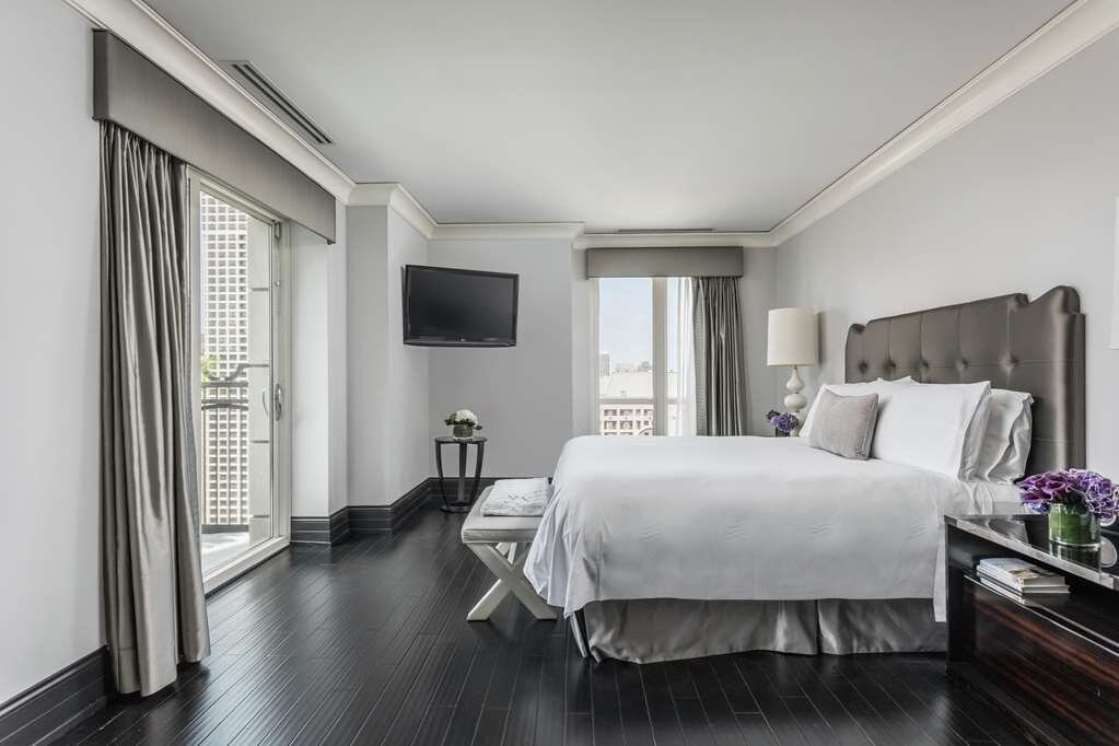 Hotel photo 93 of Waldorf Astoria Chicago.