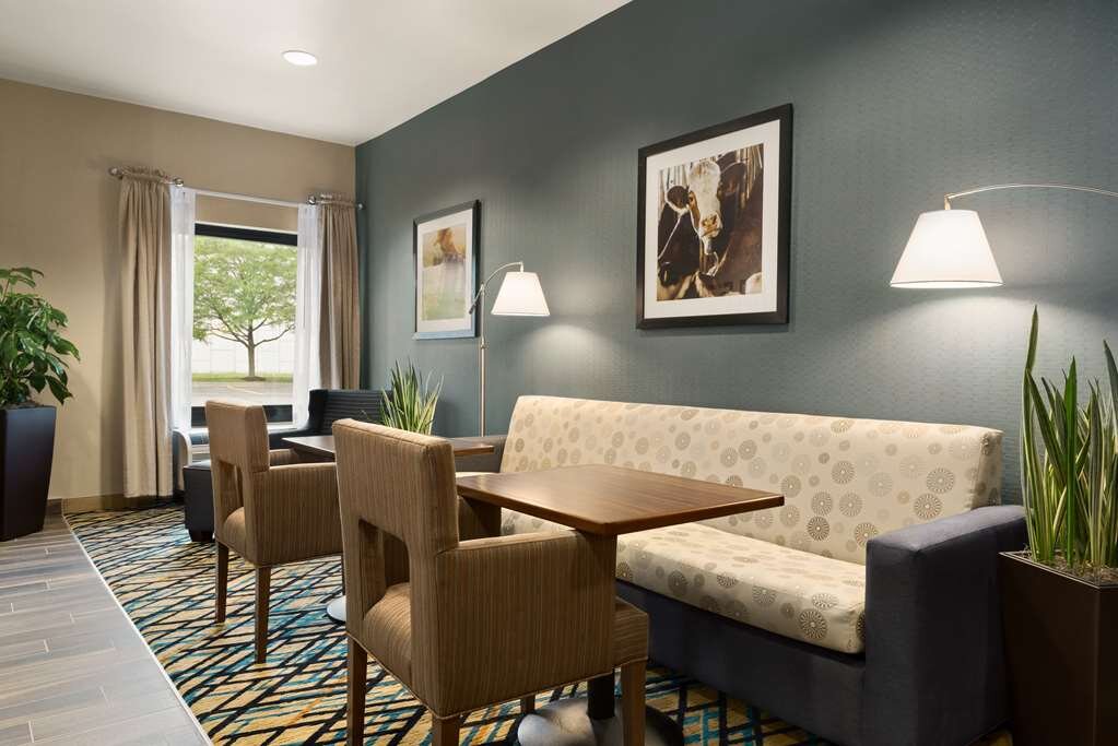 Hotel photo 24 of Hampton Inn Wausau.
