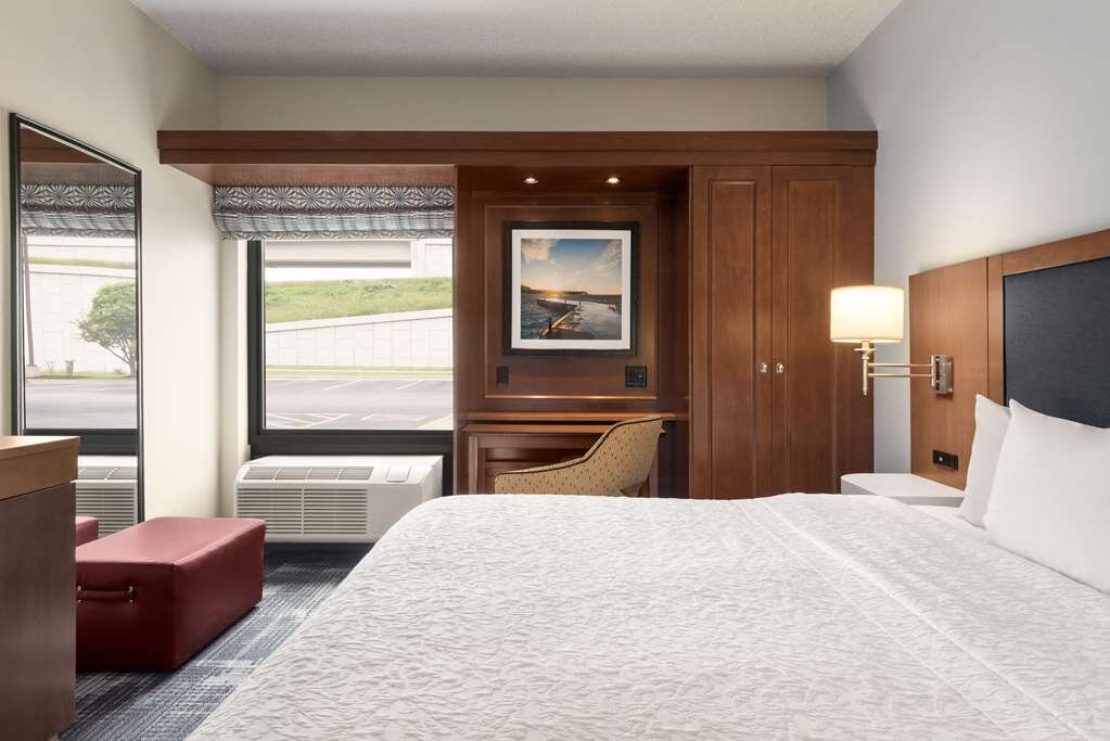 Hotel photo 32 of Hampton Inn Wausau.