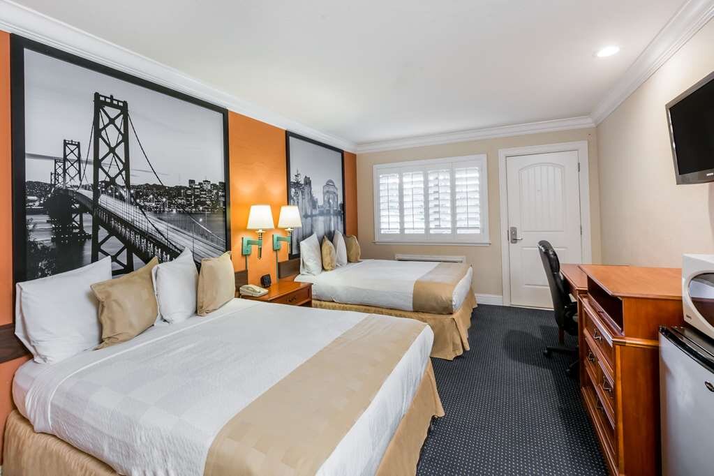 Hotel photo 17 of Super 8 by Wyndham Monterey Fisherman's Wharf Aquarium.