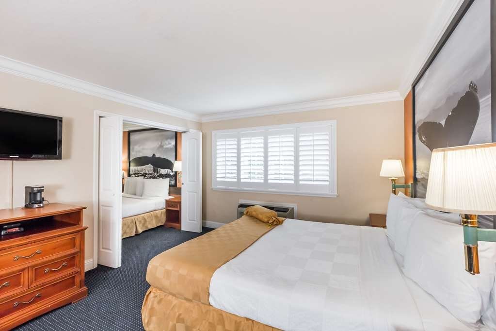 Hotel photo 48 of Super 8 by Wyndham Monterey Fisherman's Wharf Aquarium.