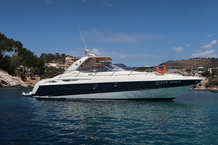 mallorca yacht charter port adriano