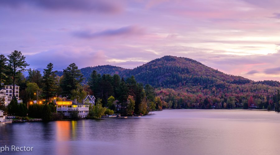 Mirror Lake Inn at dusk