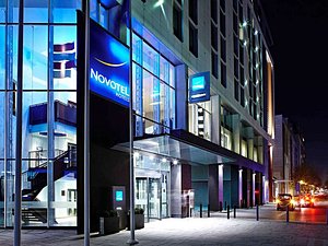 Novotel London Excel Hotel in London, image may contain: City, Office Building, Lighting, Urban