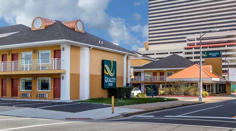 Hotel near popular attractions
