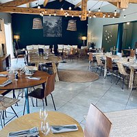Notre salle de restauration, où vous pouvez aussi prendre vos petits-déjeuners.