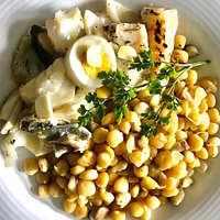Chicharos com bacalhau