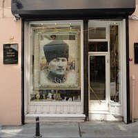 Galeri Erol Sanat ve Antika Çukurcuma Taksim