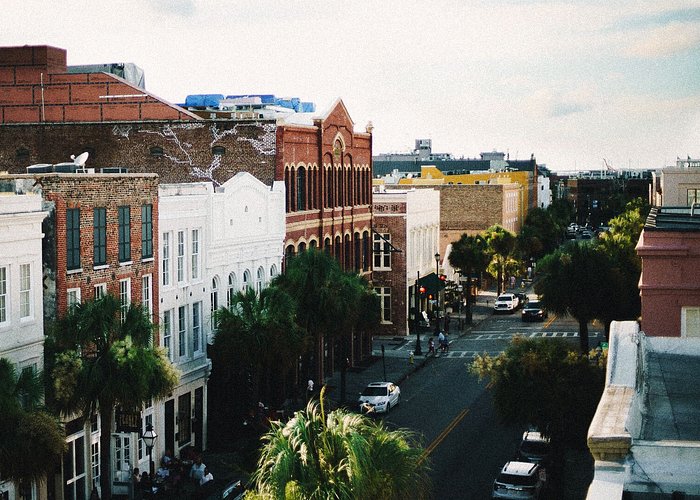 9 Things to Do in the Charleston Historic District & Beyond