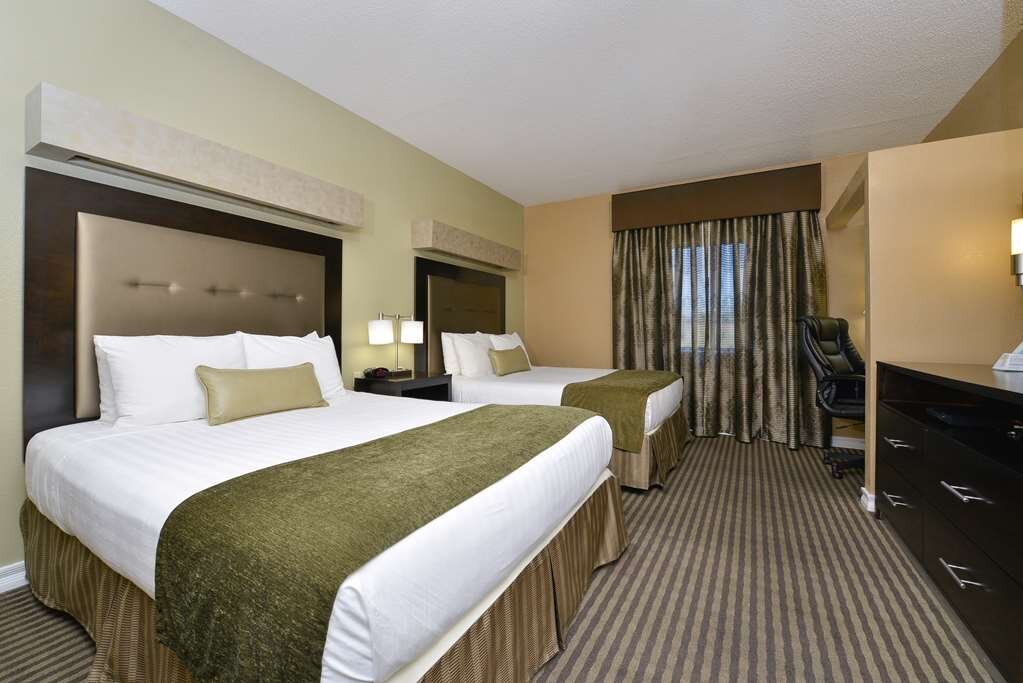 Hotel photo 17 of Best Western Royal Sun Inn & Suites.