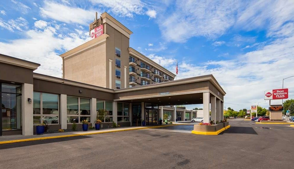 BEST WESTERN PLUS COLUMBIA RIVER HOTEL & CONFERENCE CENTER Prices ...