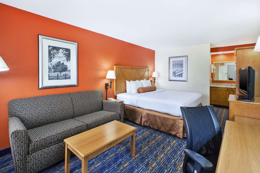 Hotel photo 17 of Best Western Dulles Airport Inn.