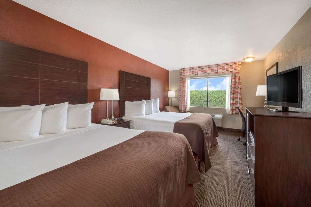 Hotel photo 10 of Baymont by Wyndham Midland Airport.