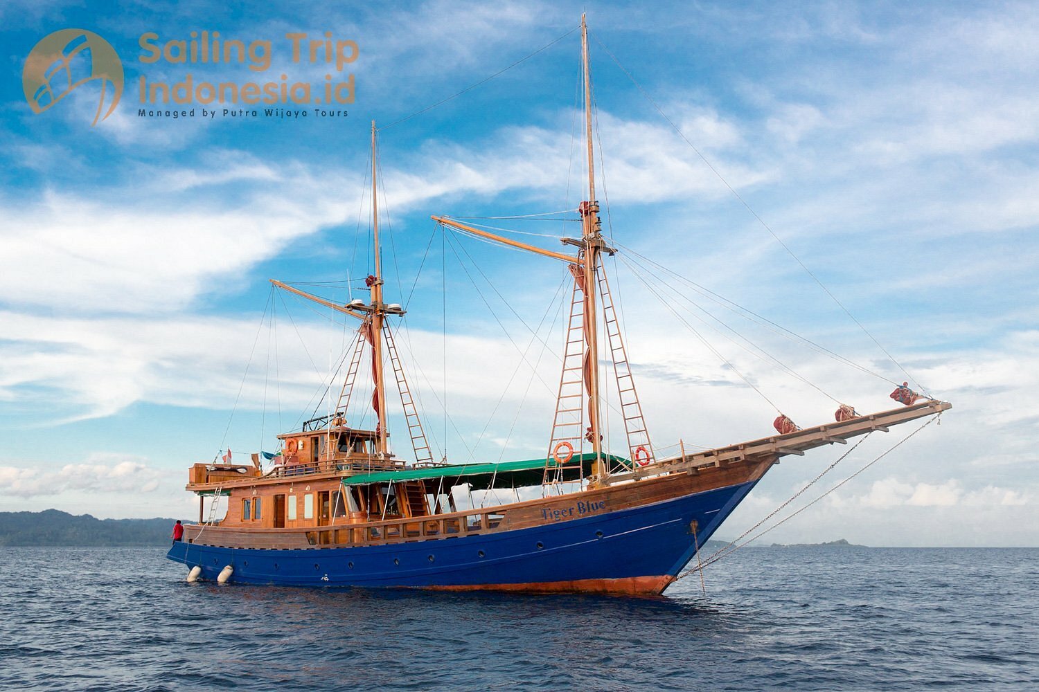 sailing fun trip surabaya