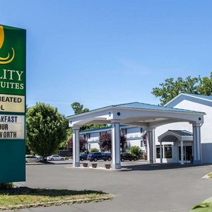 Quality Inn