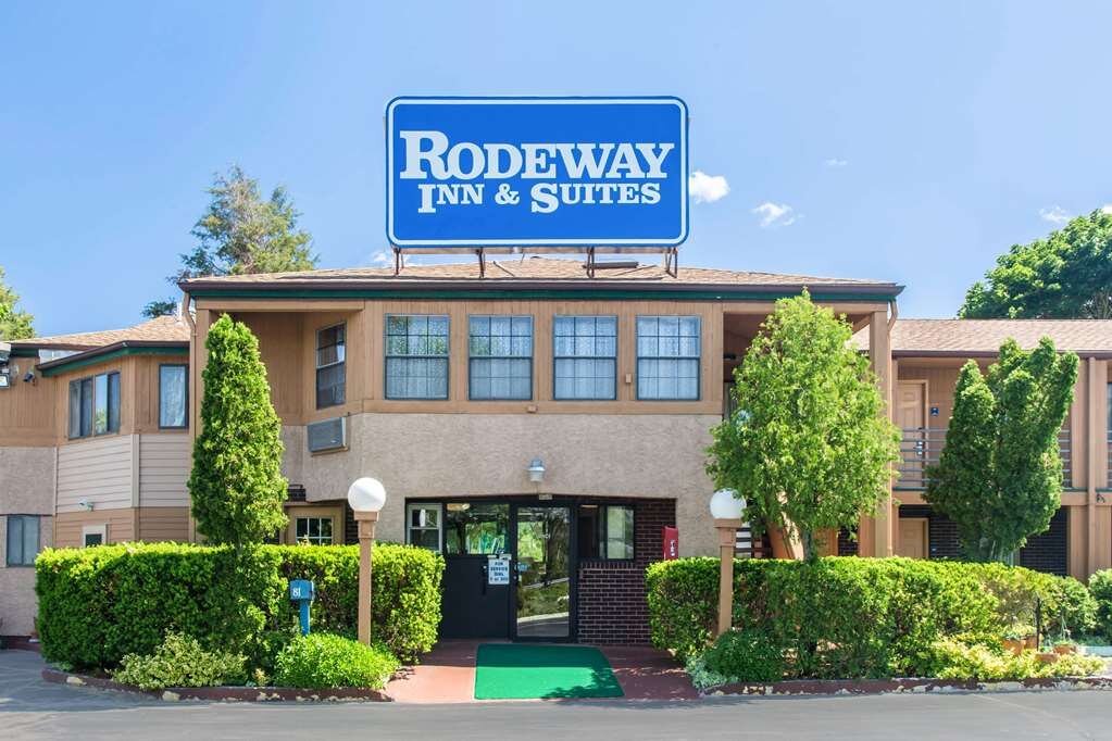 RODEWAY INN & SUITES BRANFORD - GUILFORD - Updated 2024 Prices & Motel ...