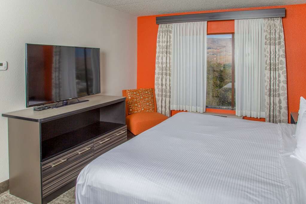 Hotel photo 42 of Hells Canyon Grand Hotel.